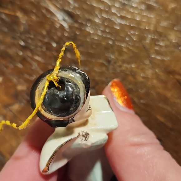 Vintage Porcelain Angel Ornament/Figurine - Picture 4 of 14